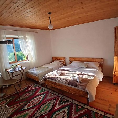 Bujtina Tusha Hotel Priska e Madhe Exterior foto